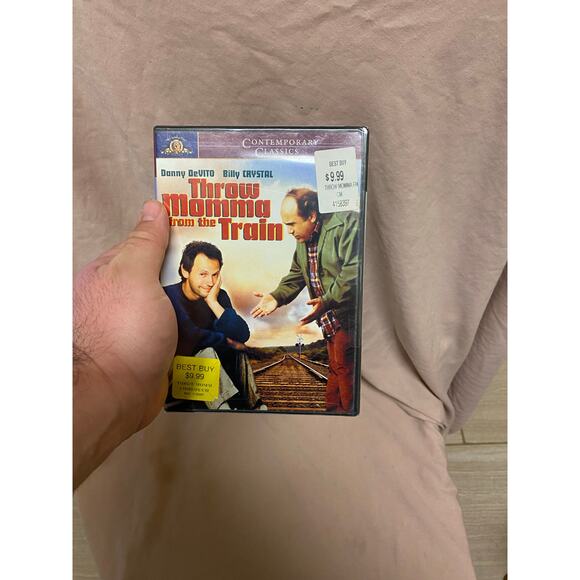 Throw Momma from the Train DVD Crystal WIDESCREEN - ENGLISH FRENCH SPANISH - NEW - Picture 1 of 3